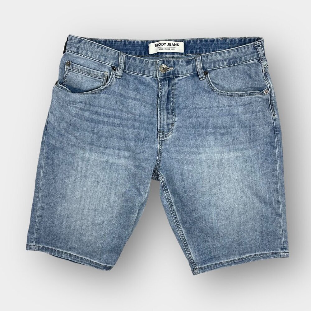 Brody Jeans Men’s Jackson Bermuda Denim Shorts 38W Blue Zip Fly Button 5 Pocket